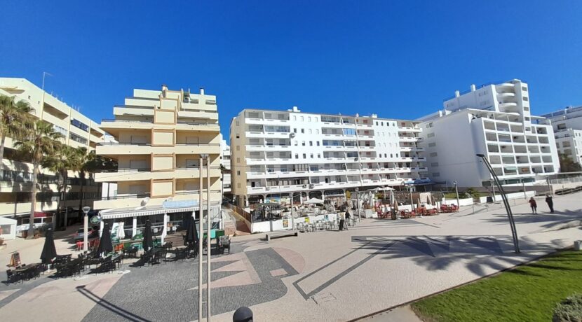 First Line Promenade-Beach Restaurant-Bar, Quarteira, Algarve Portugal (8)