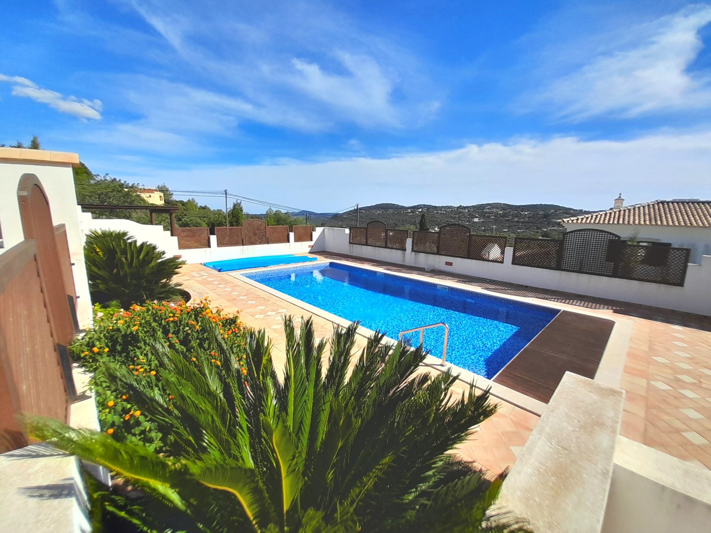 New Listing! For Sale V5 Villa, turnkey, built to high standards, Sales Price €1.150.000.  Beautiful Villa w/Swimming Pool and South Facing Magnificent Views – Country Side Living, Between Loulé and São Brás, Algarve – Portugal