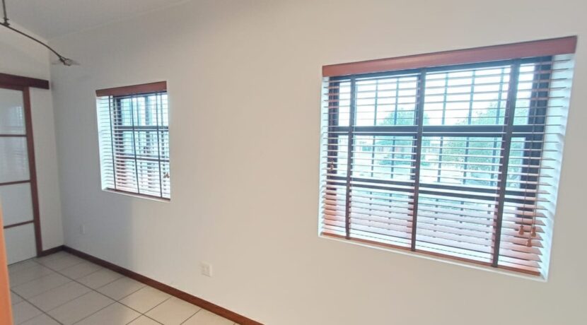 office_for_sale_almancil_algarve_portugal (17)