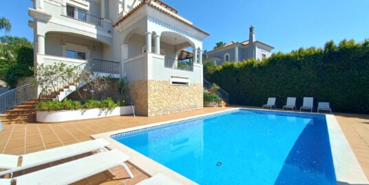 Long Term Rental – Luxury 4+2 Bedroom Villa w/ pool, in “The Crest” development, Algarve, Portugal